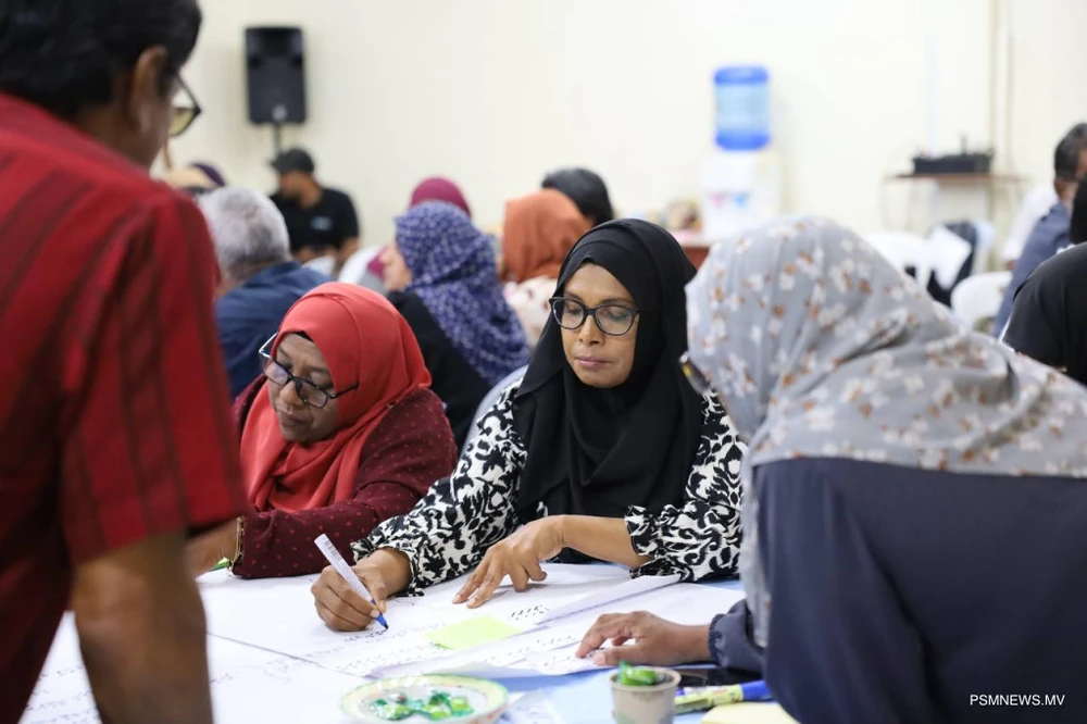 ވިލުންތެރި ރާއްޖެ: "ކުރިމަގު ސައްލާ" ގެ ފުރަތަމަ ބައްދަލުވުން މިއަދު ހޯރަފުށީގައި ފަށައިފި