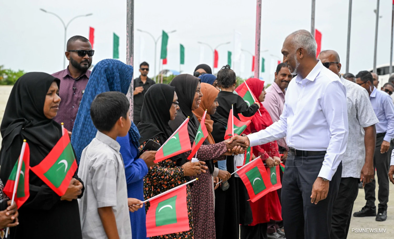 ރައީސުލްޖުމްހޫރިއްޔާ ޑރ. މުޙައްމަދު މުޢިއްޒު ލ. ހިތަދޫއަށް ވަޑައިގަތުން
