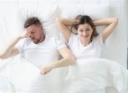 ދެމަފިރިން މެދުގައި މާގިނައިން ފޮޑި ޖެހުމަކީ ލޯބި އިތުރުވާ ކަމެއްތަ؟